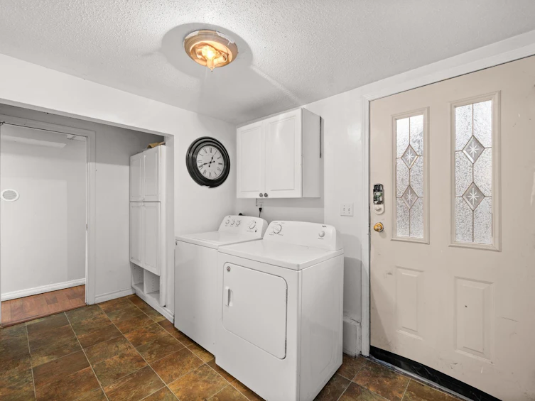 33222 Hawthorne Avenue, Abbotsford, BC, V2S 1B3 - 22
