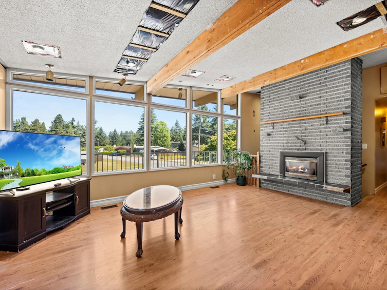 33222 Hawthorne Avenue, Abbotsford, BC, V2S 1B3 - 3