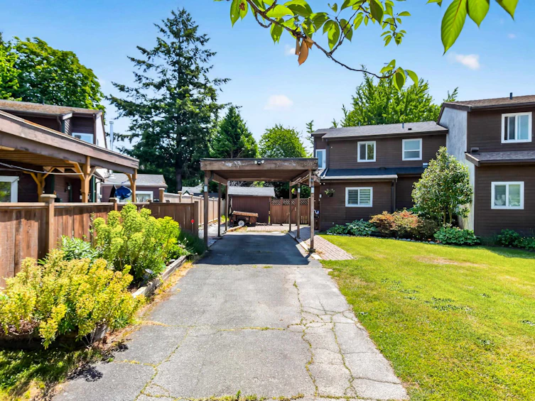 10660 Whistler Court, Richmond, BC, V7E 4C7 - 4