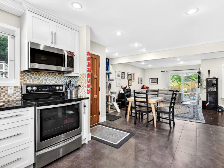 10660 Whistler Court, Richmond, BC, V7E 4C7 - 12