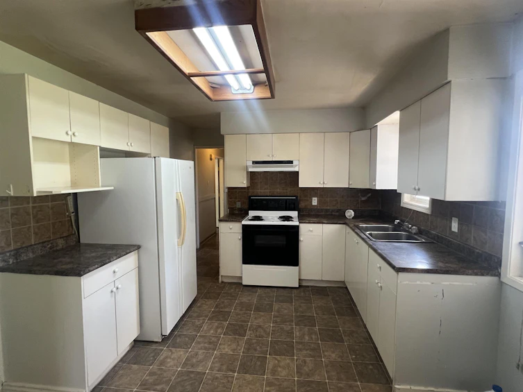 14086 72 Avenue, Surrey, BC, V3W 2P8 - 6