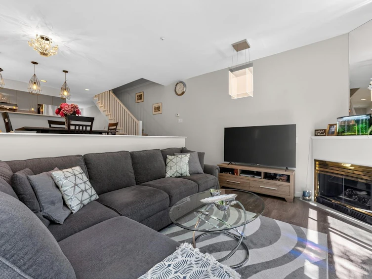 3360 Cobblestone Avenue, Vancouver, BC, V5S 4S4 - 9