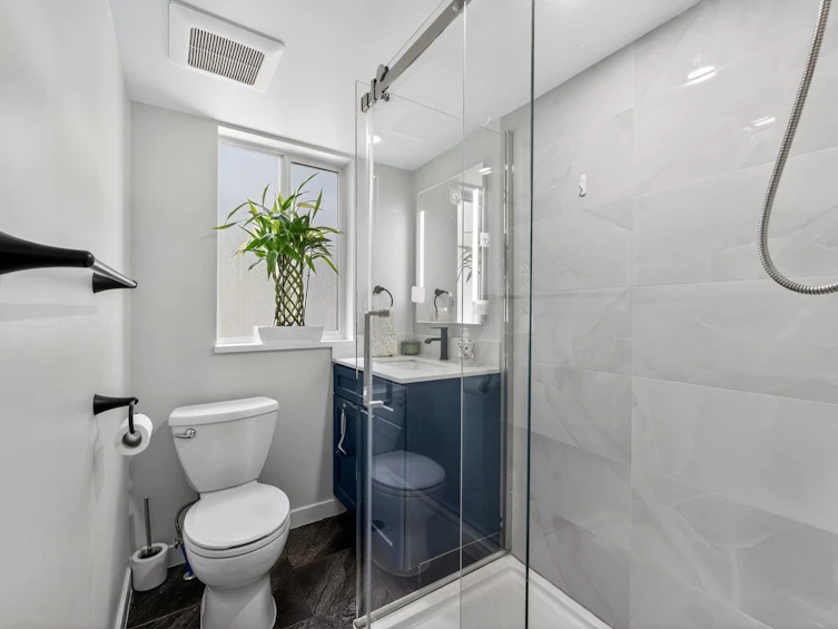 3360 Cobblestone Avenue, Vancouver, BC, V5S 4S4 - 12