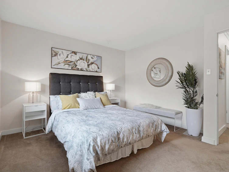 2329 Mountain Highway, North Vancouver, BC, V7J 2N2 - 2