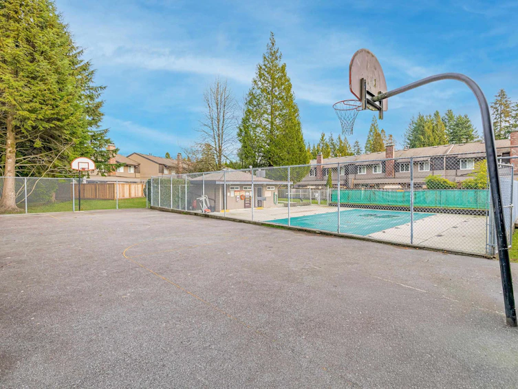 2329 Mountain Highway, North Vancouver, BC, V7J 2N2 - 36