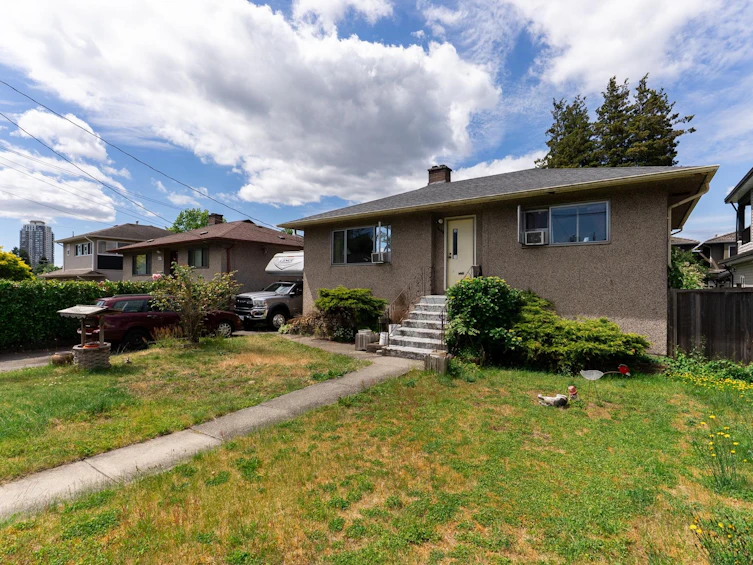 7465 Rosewood Street, Burnaby, BC, V5E 2G6 - 8