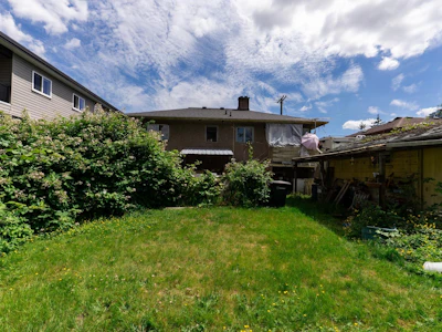 7465 Rosewood Street - 4