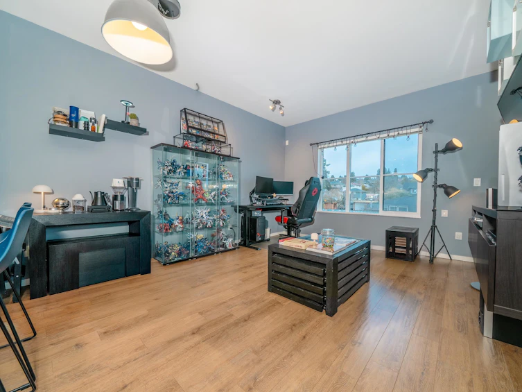 409-210 Lebleu Street, Coquitlam, BC, V3K 4L6 - 12