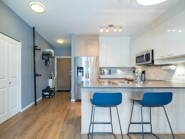 409-210 Lebleu Street, Coquitlam, BC, V3K 4L6 - 7