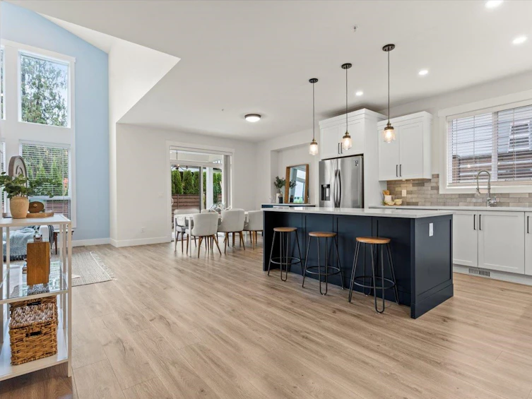 96-1880 Columbia Valley Road, Cultus Lake, BC, V2R 6G8 - 9