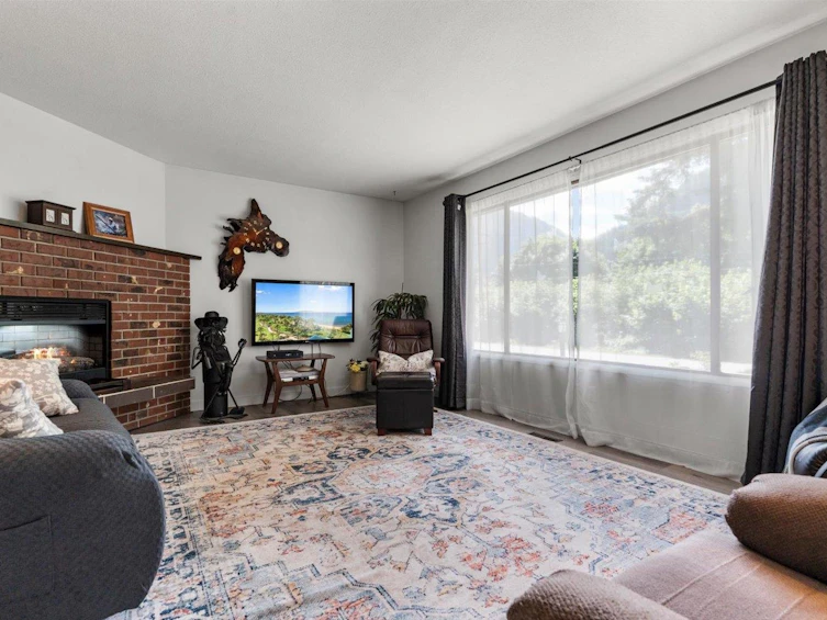 63155 Yale Road, Hope, BC, V0X 1L2 - 12