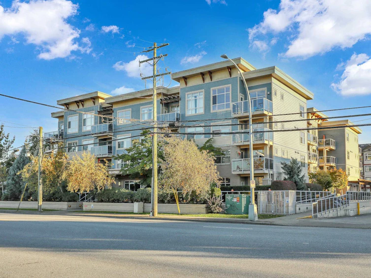 209-19936 56 Avenue, Langley, BC, V3A 3X9