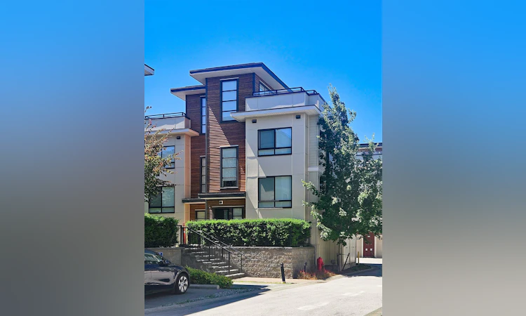 34-10233 River Drive