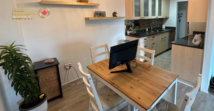 209-809 W 16th Street, North Vancouver, BC, V7P 1M6 - 8