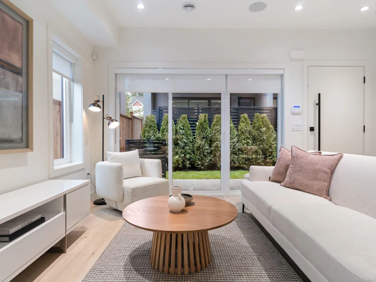 2-2539 Grant Street, Vancouver, BC, V5K 3G6 - 4
