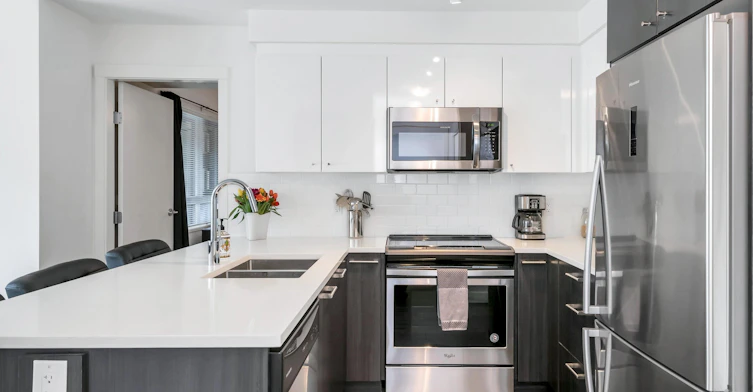 502-2525 Clarke Street, Port Moody, BC, V3H 0J3 - 11