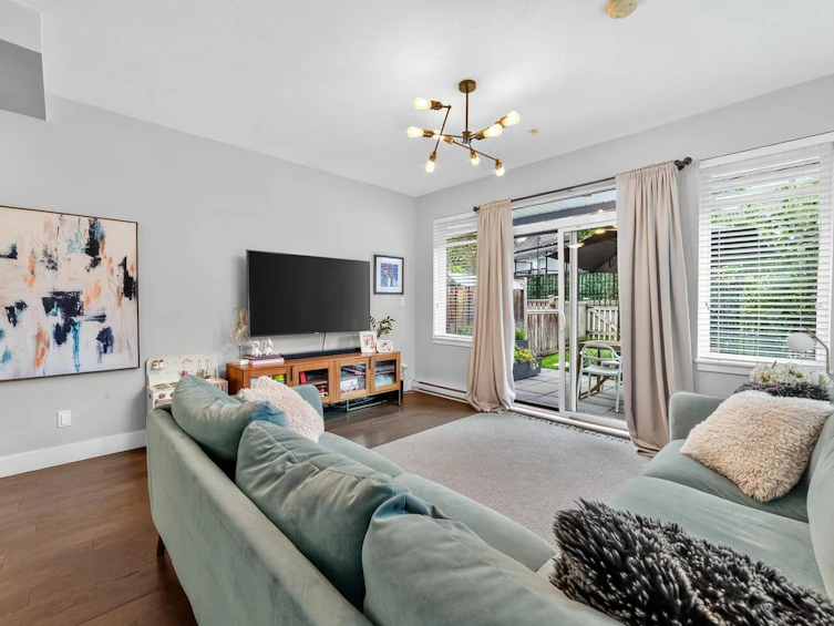 6-5068 Savile Row, Burnaby, BC, V5E 0C1 - 7