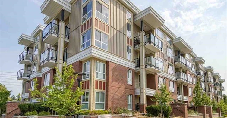 312-10688 140 Street, Surrey, BC, V3T 0M6