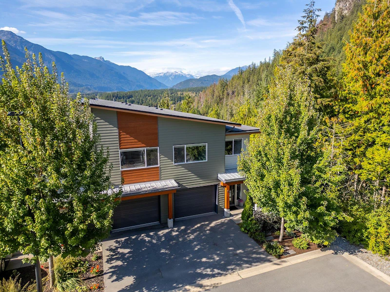 6 - 41360 Skyridge Place, Squamish BC