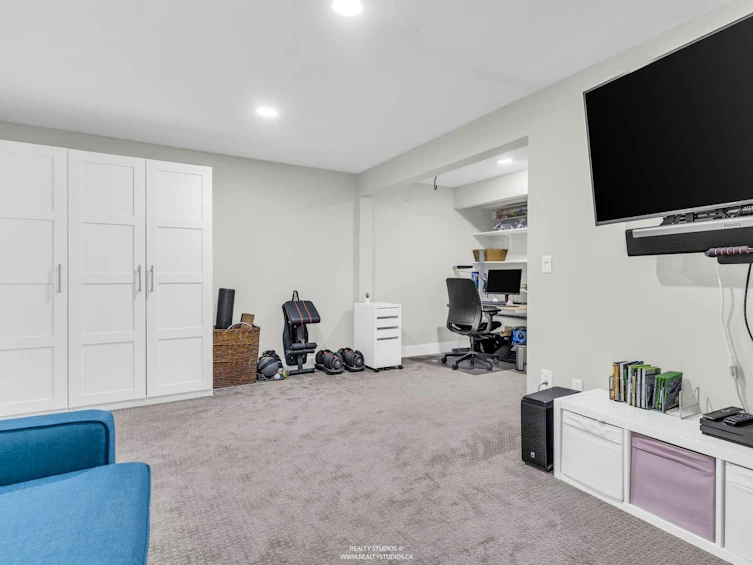 39-1910 Cedar Village Crescent, North Vancouver, BC, V7J 3M5 - 24