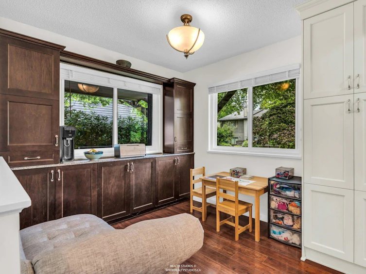 39-1910 Cedar Village Crescent, North Vancouver, BC, V7J 3M5 - 8
