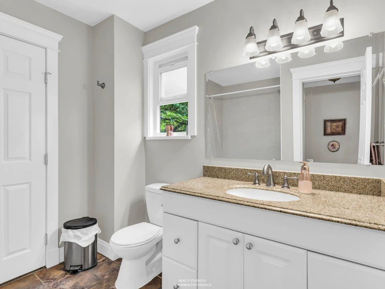 39-1910 Cedar Village Crescent, North Vancouver, BC, V7J 3M5 - 20