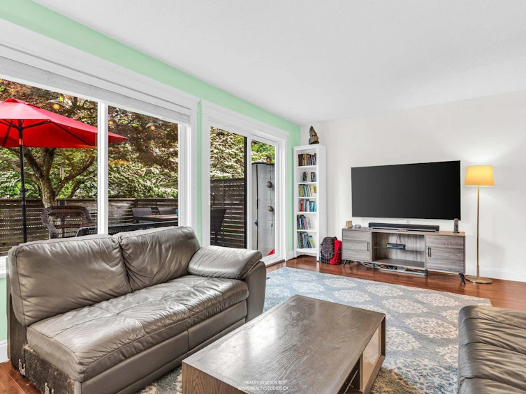 39-1910 Cedar Village Crescent, North Vancouver, BC, V7J 3M5 - 3