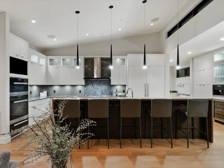 6210 Overstone Drive, West Vancouver, BC, V7W 1X5 - 16