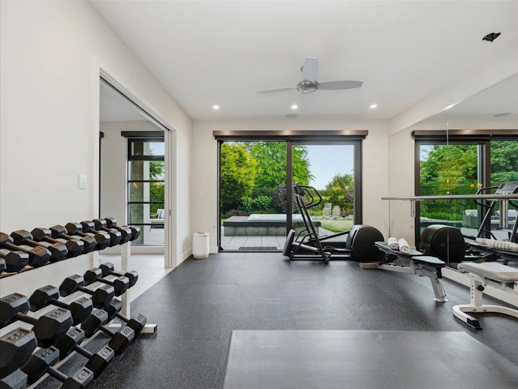 6210 Overstone Drive, West Vancouver, BC, V7W 1X5 - 32