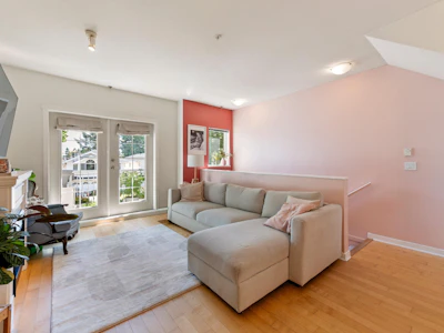 305-1661 Fraser Avenue - 5