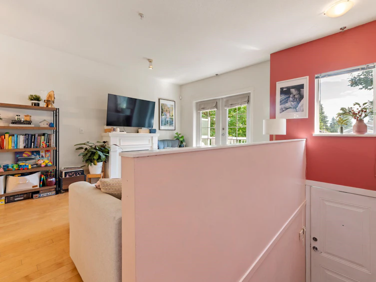 305-1661 Fraser Avenue, Port Coquitlam, BC, V3B 0B6 - 4