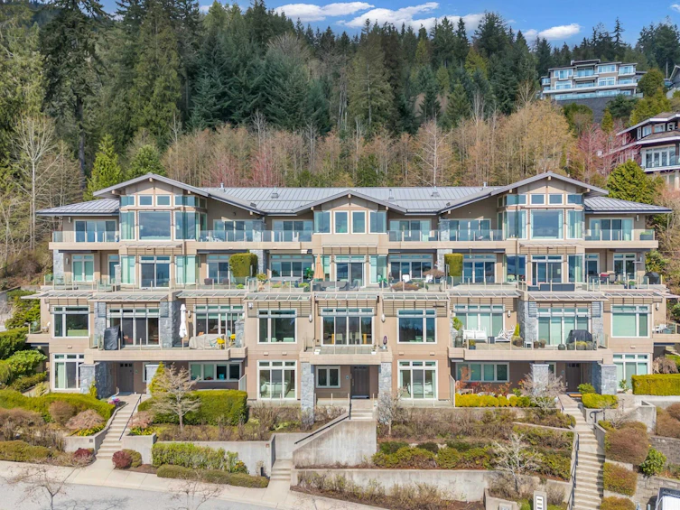 102-2575 Garden Court, West Vancouver, BC, V7S 0A2 - 2