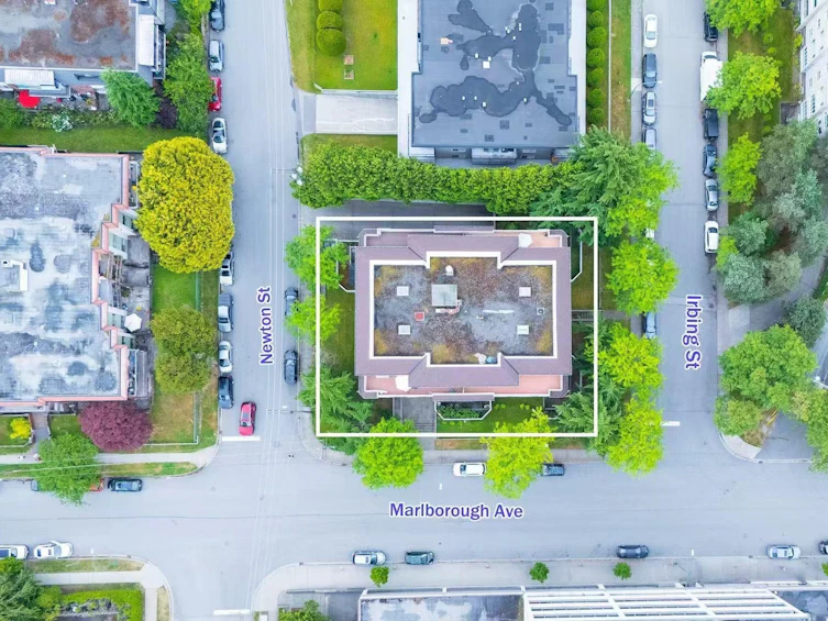 300-6388 Marlborough Avenue, Burnaby, BC, V5H 4P4 - 4