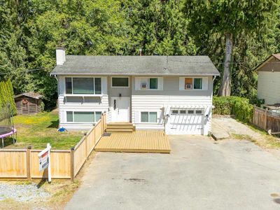 19745 38a Avenue - 2