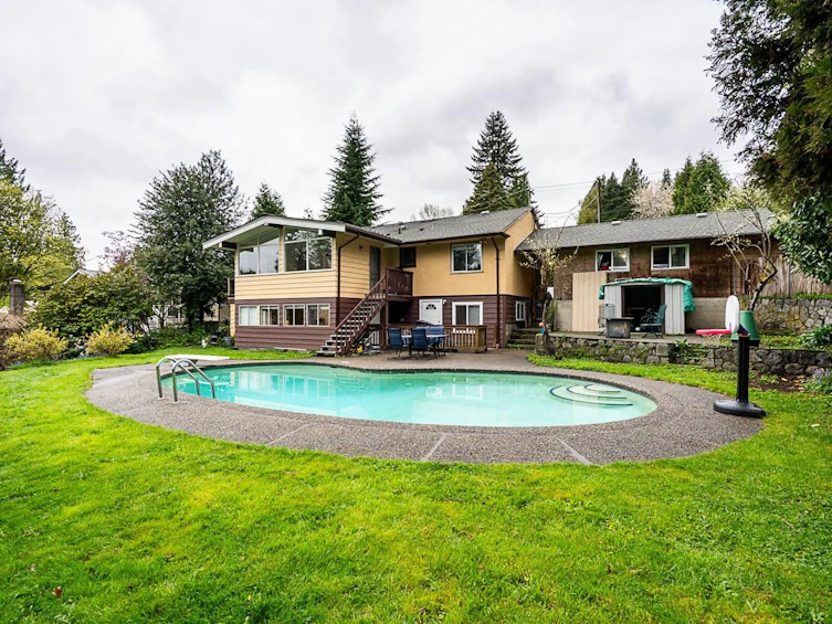 1440 Mountain Highway, North Vancouver, BC, V7J 2M3