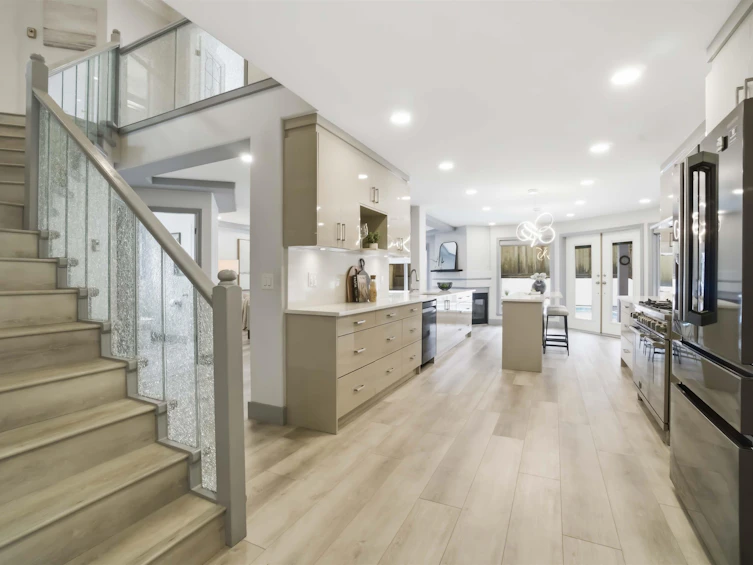 2271 Sorrento Drive, Coquitlam, BC, V3K 6P4 - 14