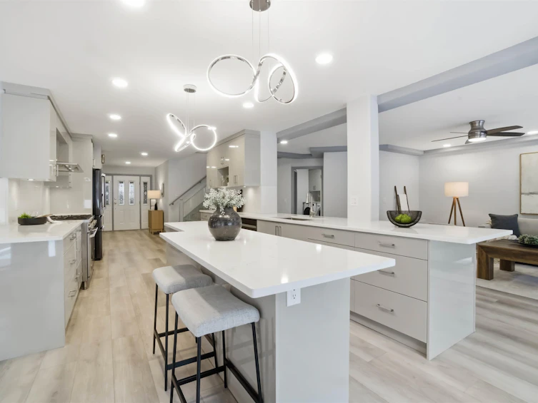 2271 Sorrento Drive, Coquitlam, BC, V3K 6P4 - 2
