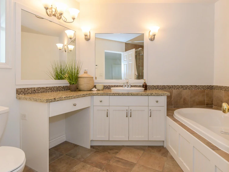 15342 Killarney Court, Surrey, BC, V3S 6P9 - 16
