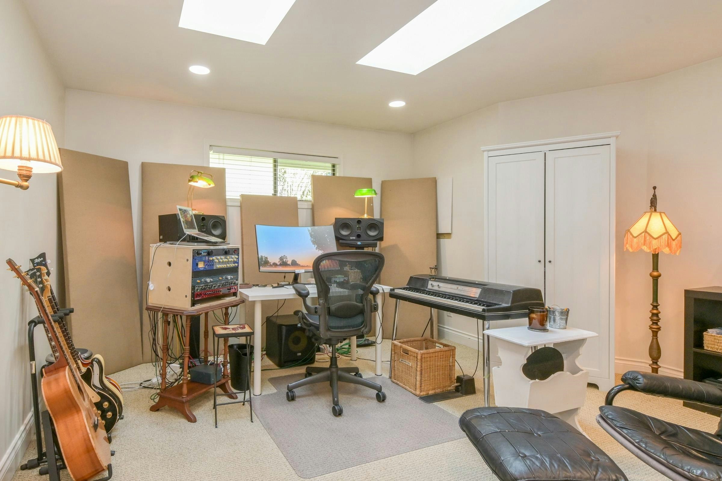 15342 Killarney Court, Surrey, BC, V3S 6P9 - 22