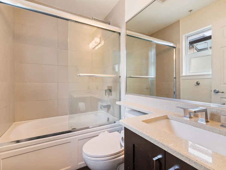 201-2263 Triumph Street, Vancouver, BC, V5L 1L2 - 18