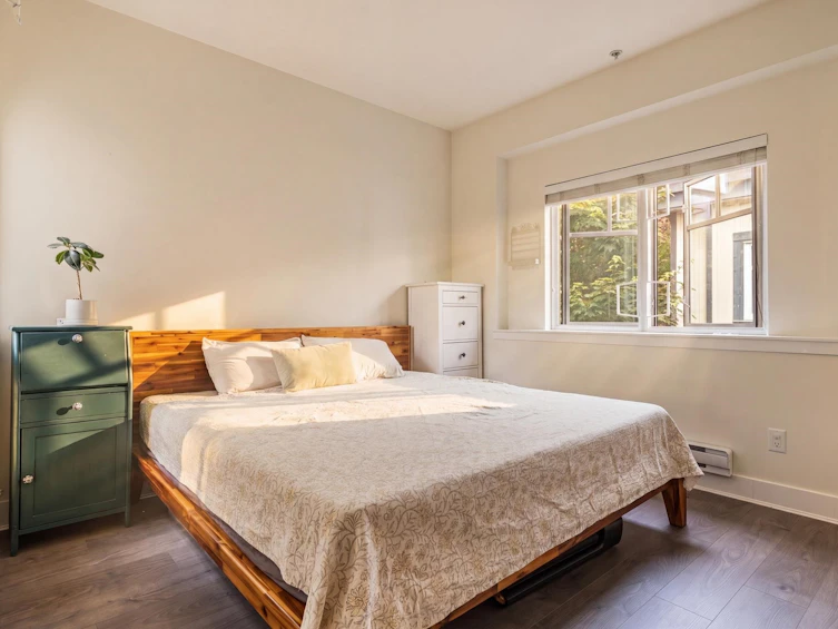 201-2263 Triumph Street, Vancouver, BC, V5L 1L2 - 15