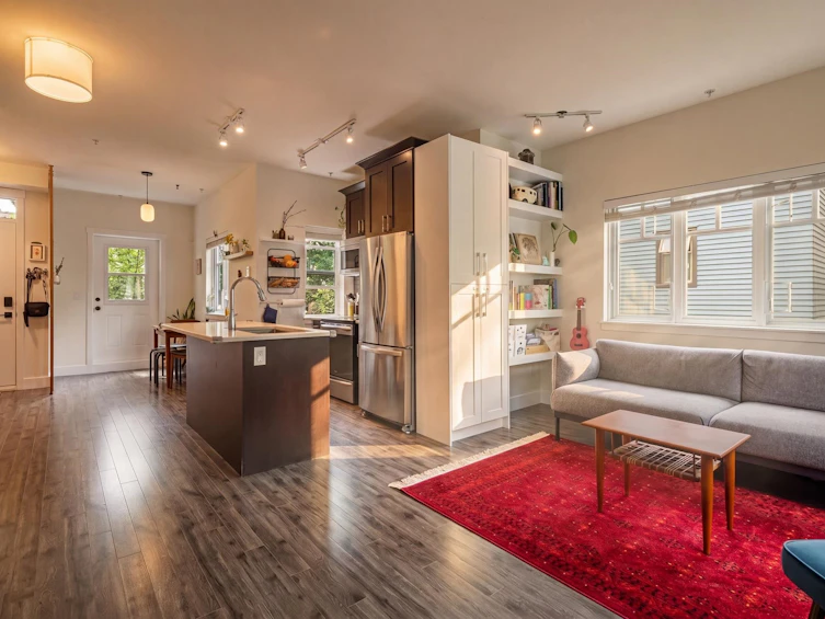 201-2263 Triumph Street, Vancouver, BC, V5L 1L2 - 13
