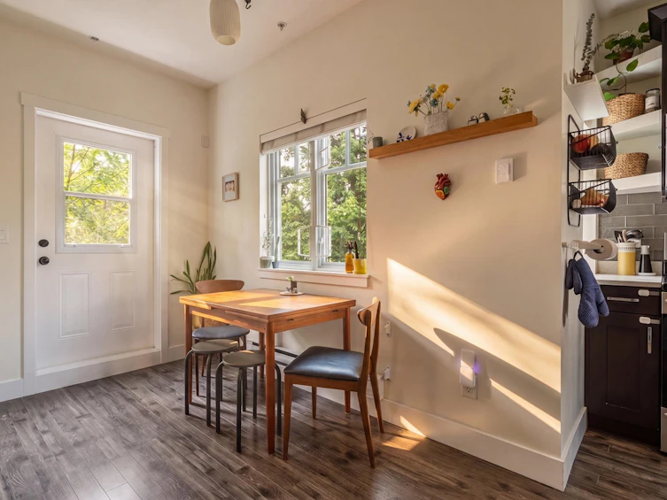 201-2263 Triumph Street, Vancouver, BC, V5L 1L2 - 8