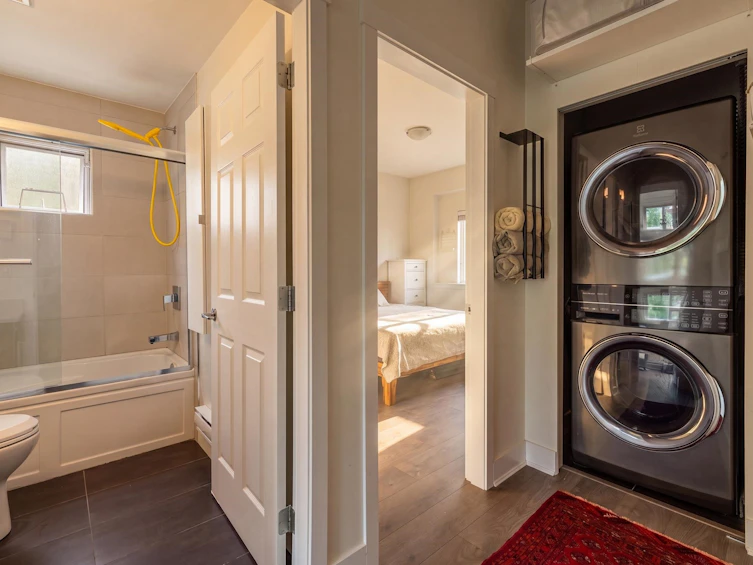 201-2263 Triumph Street, Vancouver, BC, V5L 1L2 - 19