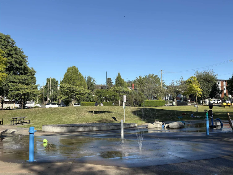 201-2263 Triumph Street, Vancouver, BC, V5L 1L2 - 26