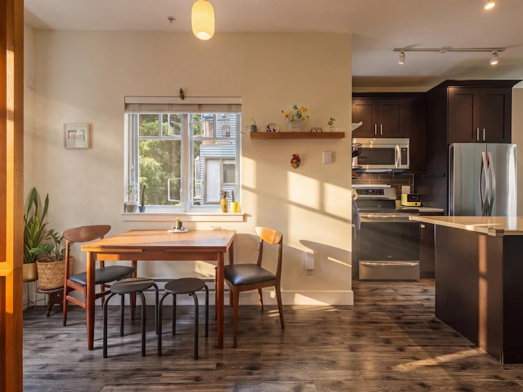 201-2263 Triumph Street, Vancouver, BC, V5L 1L2 - 9