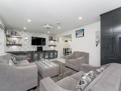 12850 115b Avenue - 4