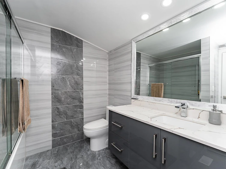 12850 115b Avenue, Surrey, BC, V3R 2R9 - 9