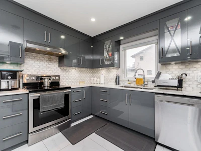 12850 115b Avenue - 5