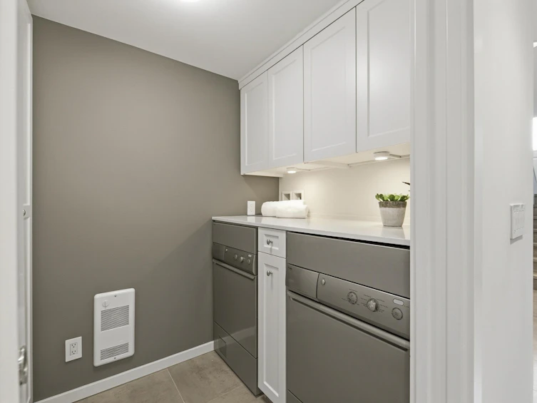 1557 Larch Street, Vancouver, BC, V6K 3N6 - 10
